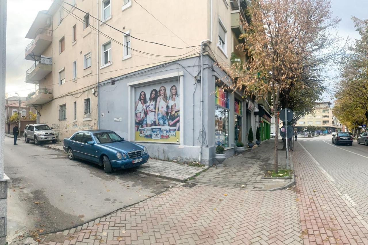 Korca Central Flat Esterno foto